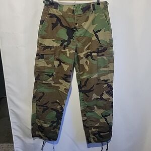 Vintage US Army BDU Pants Mens Medium Short Woodland Camo Cargo Military 90s